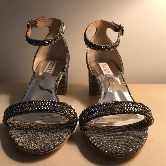BADGLEY MISCHKA UNNA METALLIC SANDALS 8.5 NWT - Picture 14 of 16